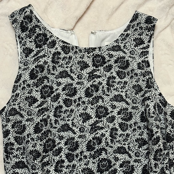 Gap Floral Sleeveless Dress Zipper Back Attached Ties at Waist Fully Lined NWT - Picture 4 of 13